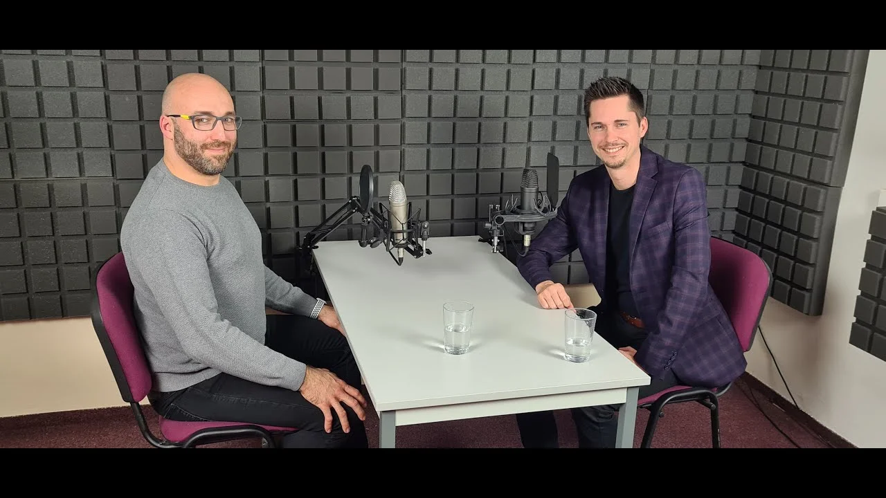 Josef Beneš habla sin filtros sobre el detrás de Stavario en el podcast ICUK